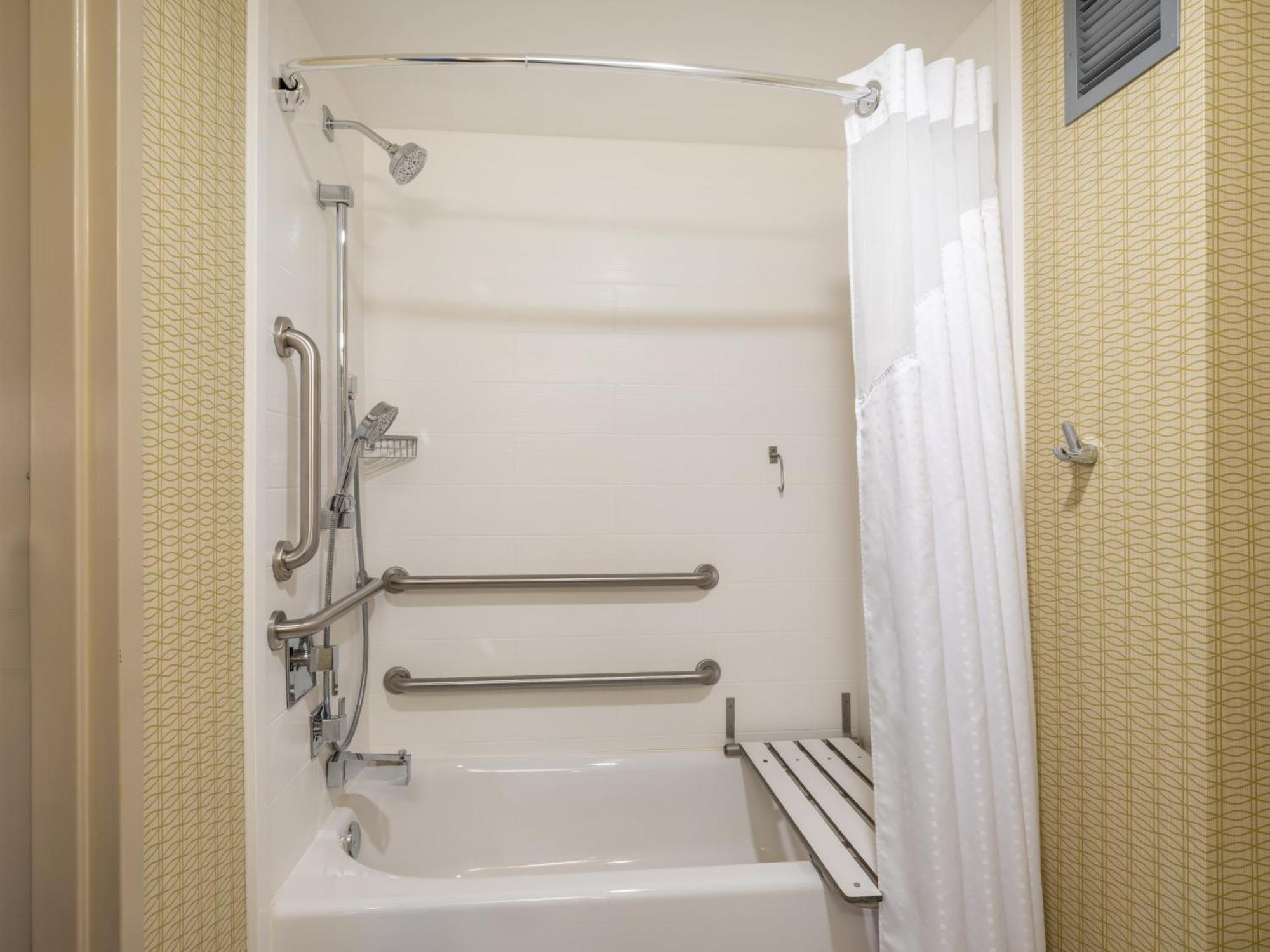 Holiday Inn Greensboro Coliseum By Ihg Extérieur photo