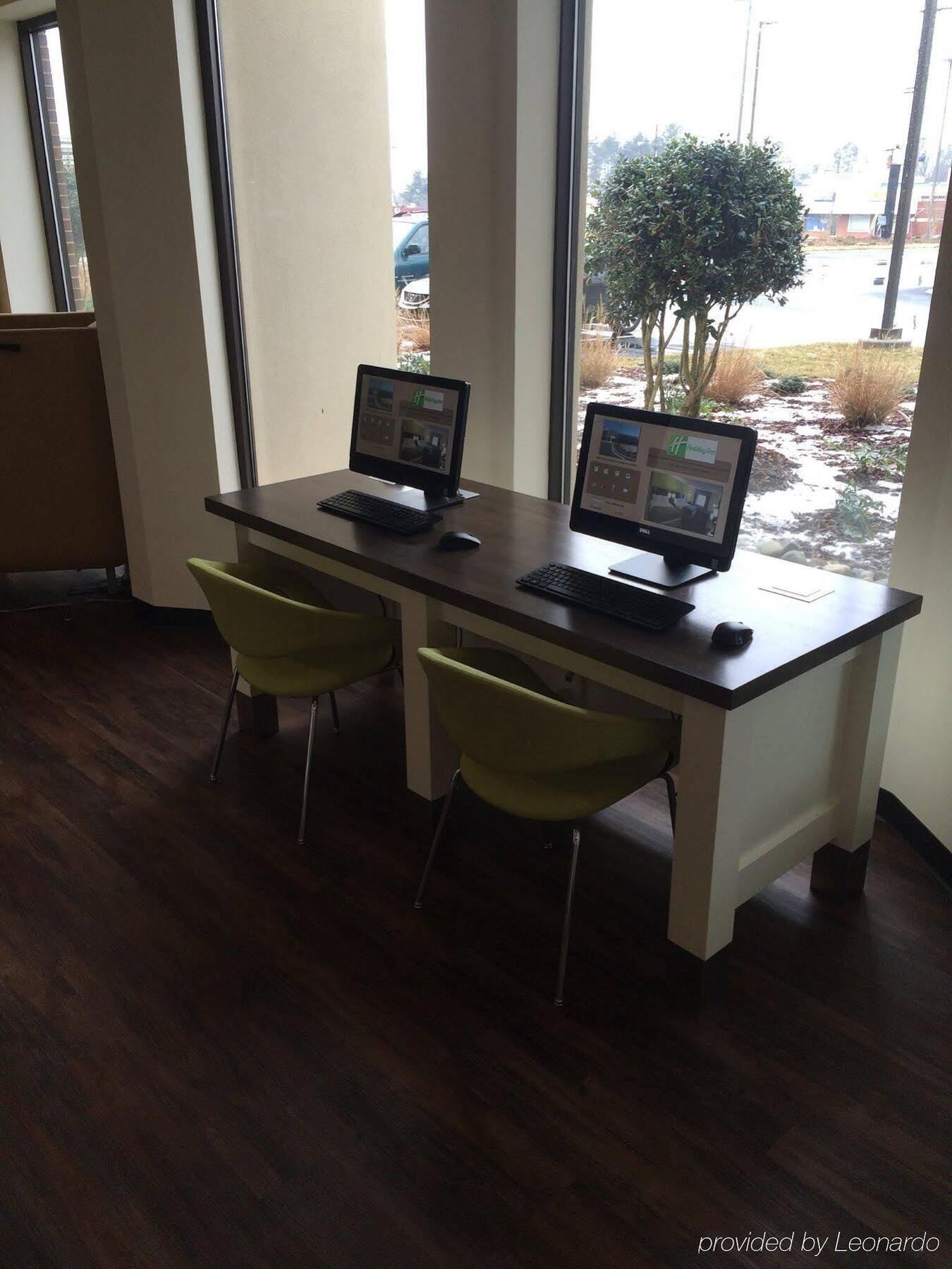 Holiday Inn Greensboro Coliseum By Ihg Extérieur photo